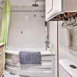 Maison De Spacieuse Et Calme En Plein Coeur D'amiens בית נופש