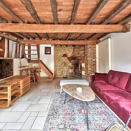 Maison De Spacieuse Et Calme En Plein Coeur D'amiens