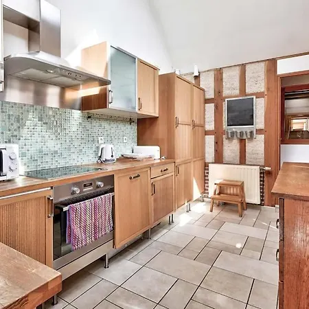 Maison De Spacieuse Et Calme En Plein Coeur D'amiens *